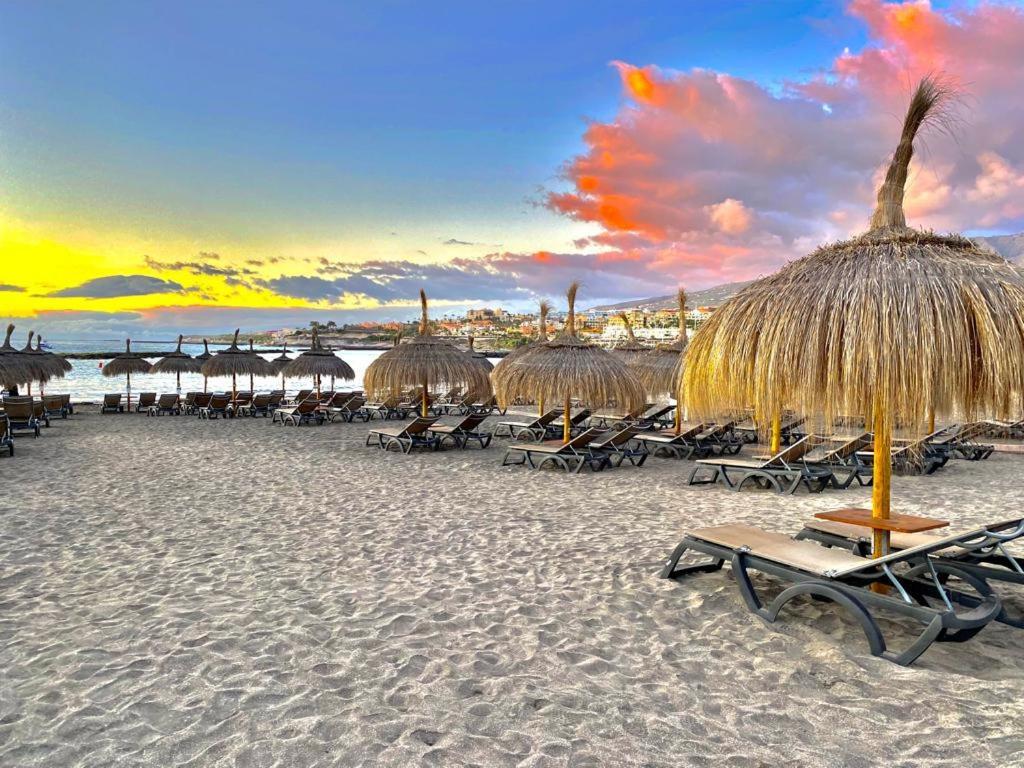 Apartment Fantastic Studio In Near Seafront Costa Adeje (Tenerife)